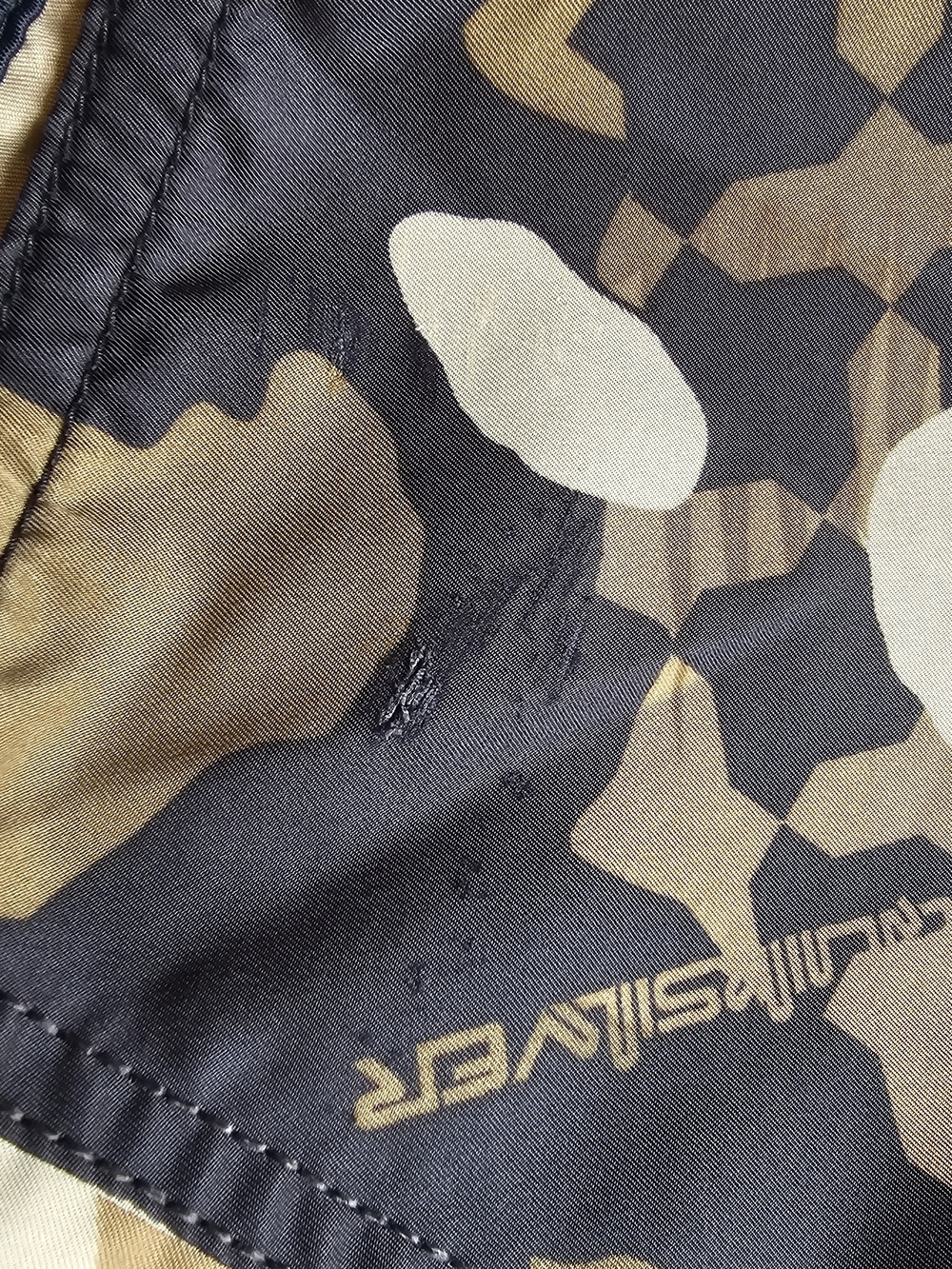 Vintage Quiksilver Men's Camo Cargo Board Shorts - Brown/Black - Picture 12 of 12
